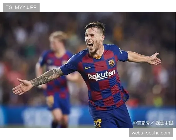 多家媒体确认,沙尔克04已激活买断条款,将租借前锋永久签下。